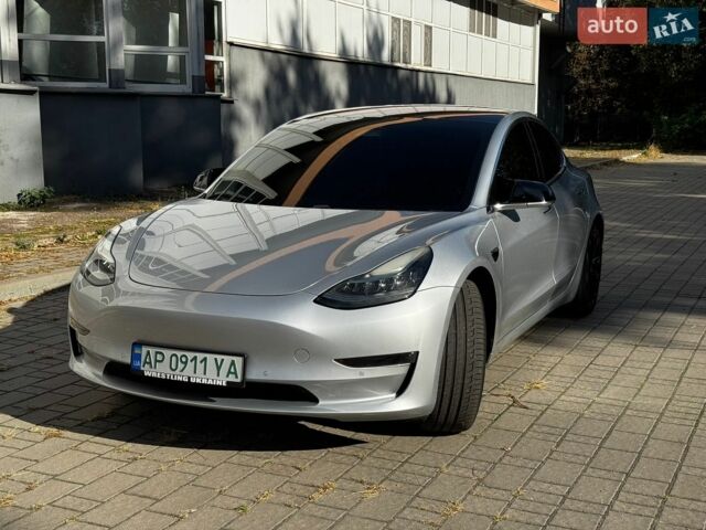 Сірий Тесла Модель 3, об'ємом двигуна 0 л та пробігом 115 тис. км за 18800 $, фото 1 на Automoto.ua