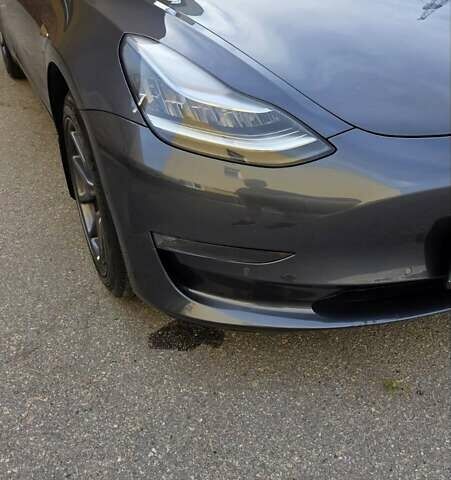 Сірий Тесла Модель 3, об'ємом двигуна 0 л та пробігом 84 тис. км за 17500 $, фото 15 на Automoto.ua