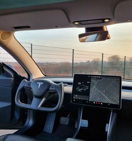 Серый Тесла Модель 3, объемом двигателя 0 л и пробегом 128 тыс. км за 16500 $, фото 28 на Automoto.ua