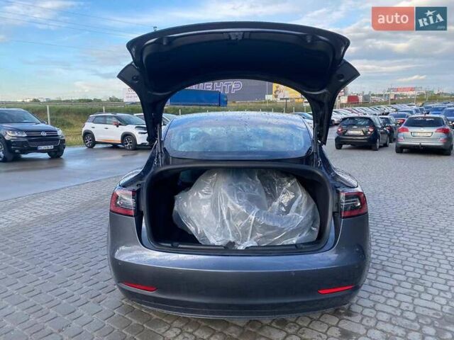 Сірий Тесла Модель 3, об'ємом двигуна 0 л та пробігом 126 тис. км за 14990 $, фото 9 на Automoto.ua