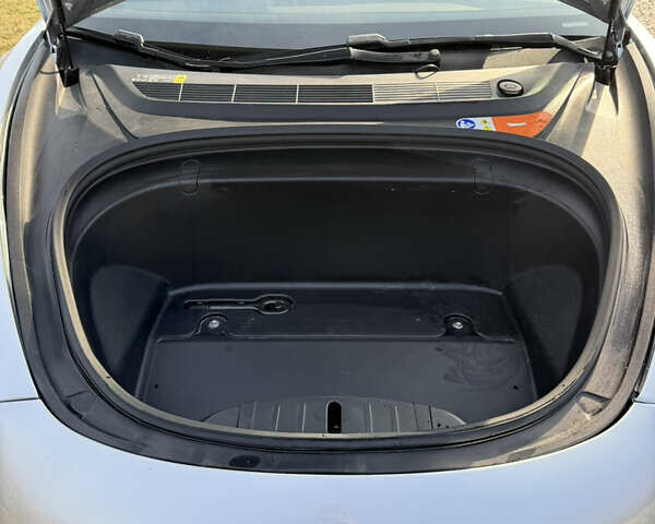 Серый Тесла Модель 3, объемом двигателя 0 л и пробегом 84 тыс. км за 17400 $, фото 24 на Automoto.ua