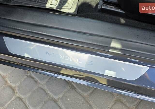 Сірий Тесла Модель 3, об'ємом двигуна 0 л та пробігом 67 тис. км за 22500 $, фото 39 на Automoto.ua