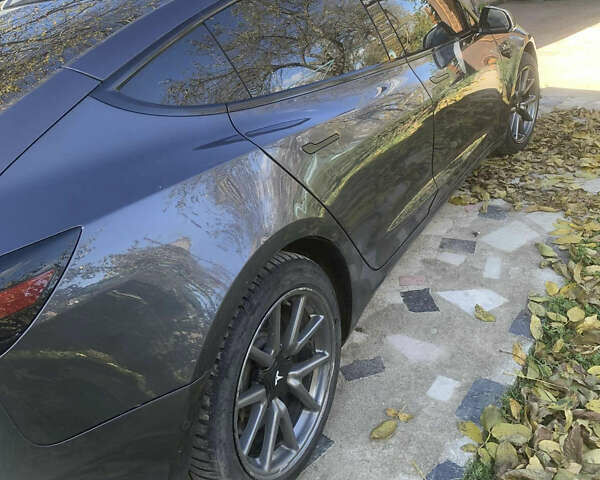 Сірий Тесла Модель 3, об'ємом двигуна 0 л та пробігом 185 тис. км за 16500 $, фото 8 на Automoto.ua
