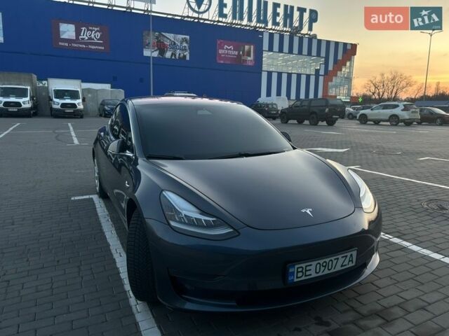 Сірий Тесла Модель 3, об'ємом двигуна 0 л та пробігом 130 тис. км за 14200 $, фото 1 на Automoto.ua