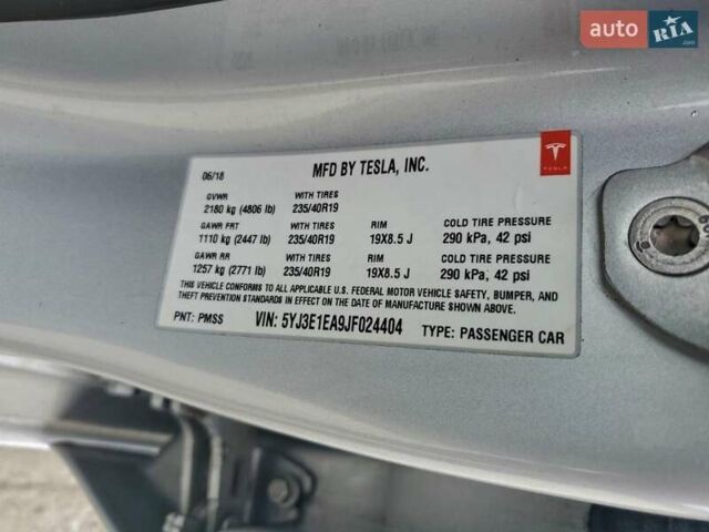 Серый Тесла Модель 3, объемом двигателя 0 л и пробегом 86 тыс. км за 11015 $, фото 11 на Automoto.ua