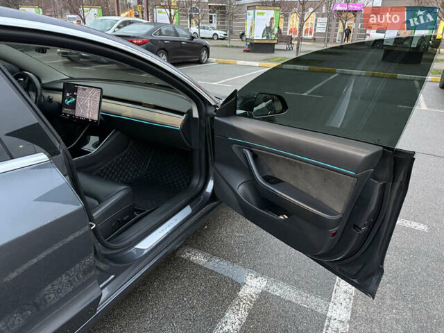 Сірий Тесла Модель 3, об'ємом двигуна 0 л та пробігом 137 тис. км за 22700 $, фото 15 на Automoto.ua