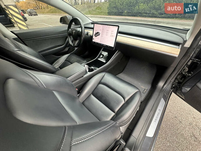 Сірий Тесла Модель 3, об'ємом двигуна 0 л та пробігом 150 тис. км за 13999 $, фото 31 на Automoto.ua