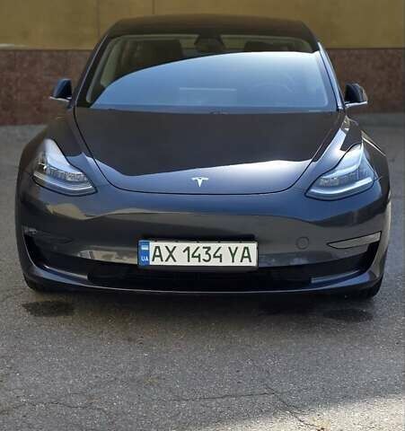 Сірий Тесла Модель 3, об'ємом двигуна 0 л та пробігом 84 тис. км за 17500 $, фото 2 на Automoto.ua