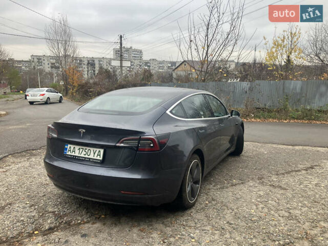 Серый Тесла Модель 3, объемом двигателя 0 л и пробегом 95 тыс. км за 13500 $, фото 4 на Automoto.ua
