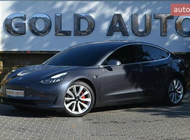 Сірий Тесла Модель 3, об'ємом двигуна 0 л та пробігом 94 тис. км за 19500 $, фото 4 на Automoto.ua
