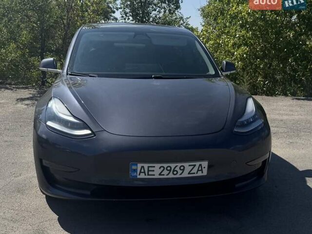 Сірий Тесла Модель 3, об'ємом двигуна 0 л та пробігом 107 тис. км за 16800 $, фото 2 на Automoto.ua