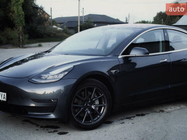 Сірий Тесла Модель 3, об'ємом двигуна 0 л та пробігом 109 тис. км за 16900 $, фото 22 на Automoto.ua