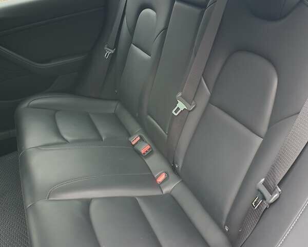 Серый Тесла Модель 3, объемом двигателя 0 л и пробегом 140 тыс. км за 16500 $, фото 8 на Automoto.ua