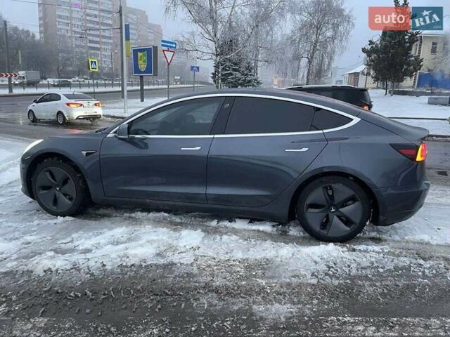 Серый Тесла Модель 3, объемом двигателя 0 л и пробегом 279 тыс. км за 15950 $, фото 4 на Automoto.ua
