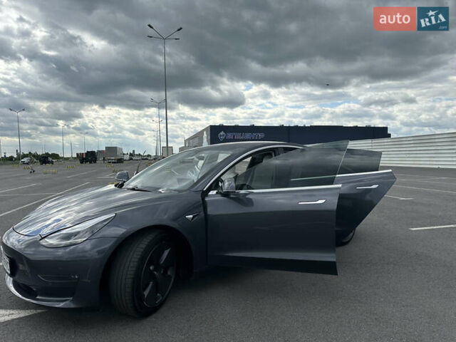 Сірий Тесла Модель 3, об'ємом двигуна 0 л та пробігом 145 тис. км за 18000 $, фото 22 на Automoto.ua