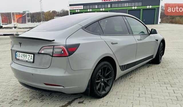 Сірий Тесла Модель 3, об'ємом двигуна 0 л та пробігом 201 тис. км за 11657 $, фото 4 на Automoto.ua