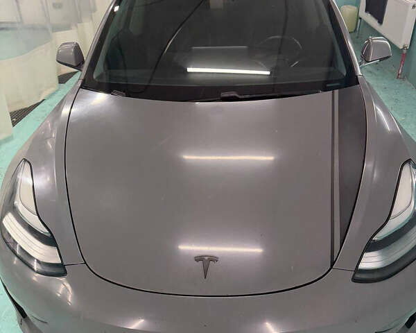 Сірий Тесла Модель 3, об'ємом двигуна 0 л та пробігом 210 тис. км за 13000 $, фото 8 на Automoto.ua