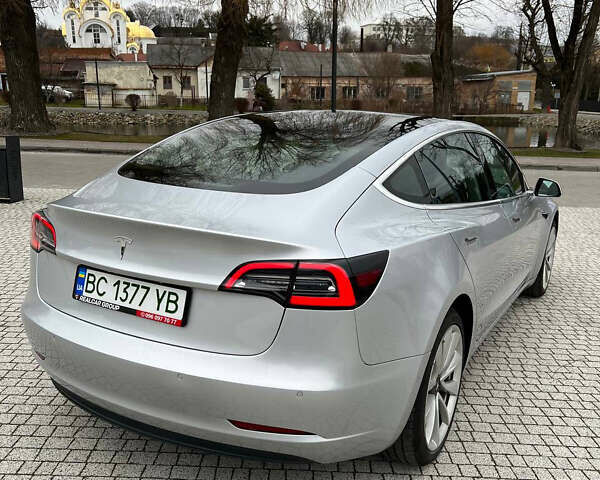 Сірий Тесла Модель 3, об'ємом двигуна 0 л та пробігом 167 тис. км за 18500 $, фото 9 на Automoto.ua