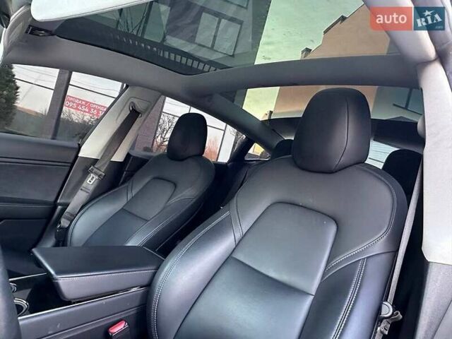 Серый Тесла Модель 3, объемом двигателя 0 л и пробегом 118 тыс. км за 15000 $, фото 6 на Automoto.ua