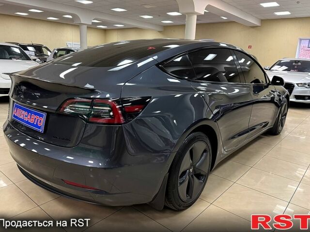 Сірий Тесла Модель 3, об'ємом двигуна 0.21 л та пробігом 76 тис. км за 19900 $, фото 6 на Automoto.ua