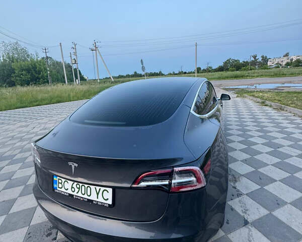 Сірий Тесла Модель 3, об'ємом двигуна 0 л та пробігом 192 тис. км за 16299 $, фото 1 на Automoto.ua