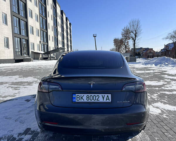 Серый Тесла Модель 3, объемом двигателя 0 л и пробегом 110 тыс. км за 17500 $, фото 7 на Automoto.ua