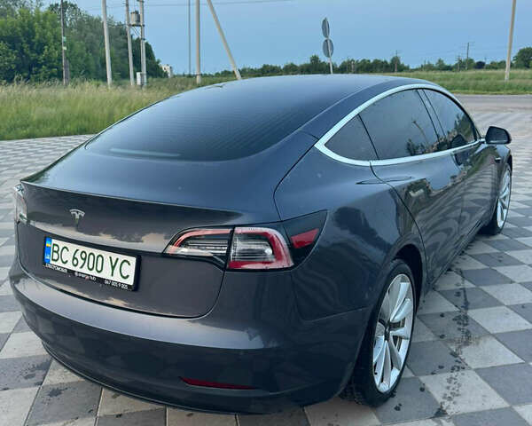 Сірий Тесла Модель 3, об'ємом двигуна 0 л та пробігом 192 тис. км за 16299 $, фото 3 на Automoto.ua