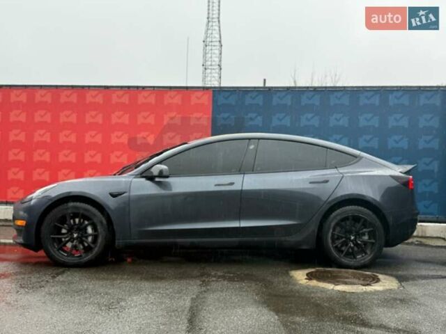 Серый Тесла Модель 3, объемом двигателя 0 л и пробегом 162 тыс. км за 13999 $, фото 18 на Automoto.ua