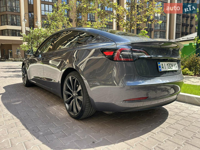 Серый Тесла Модель 3, объемом двигателя 0 л и пробегом 90 тыс. км за 17600 $, фото 8 на Automoto.ua