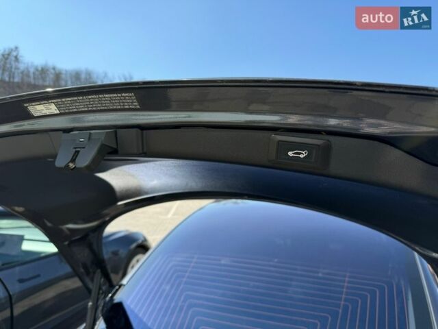 Сірий Тесла Модель 3, об'ємом двигуна 0 л та пробігом 99 тис. км за 18500 $, фото 14 на Automoto.ua