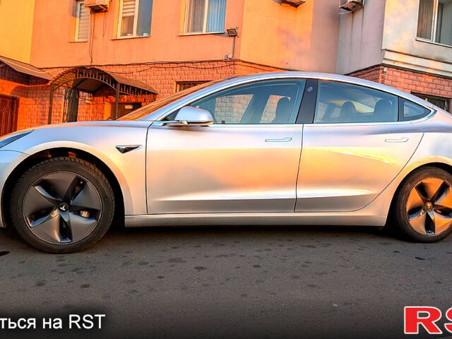 Сірий Тесла Модель 3, об'ємом двигуна 0 л та пробігом 0 тис. км за 17300 $, фото 2 на Automoto.ua