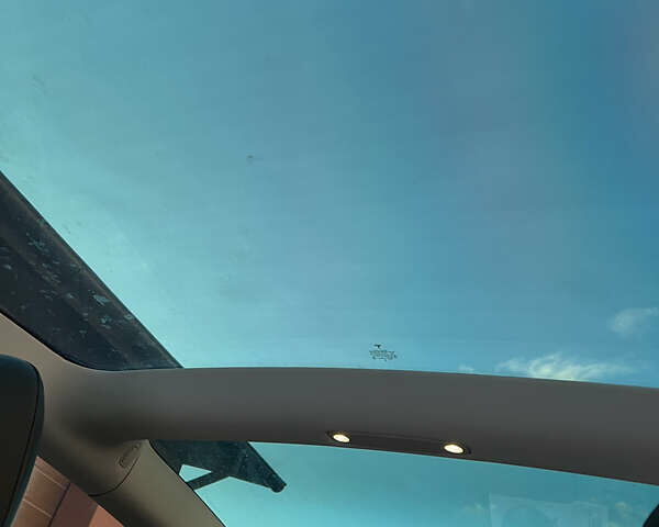 Сірий Тесла Модель 3, об'ємом двигуна 0 л та пробігом 215 тис. км за 15900 $, фото 10 на Automoto.ua