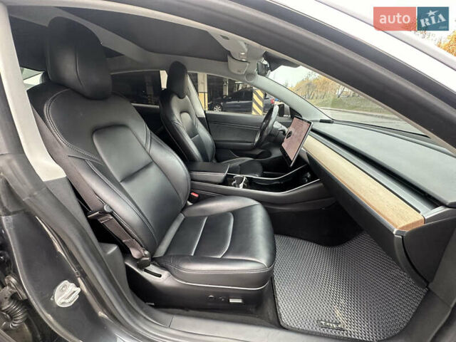 Сірий Тесла Модель 3, об'ємом двигуна 0 л та пробігом 150 тис. км за 13999 $, фото 30 на Automoto.ua