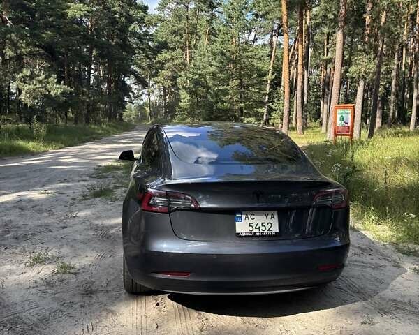 Серый Тесла Модель 3, объемом двигателя 0 л и пробегом 125 тыс. км за 17000 $, фото 10 на Automoto.ua