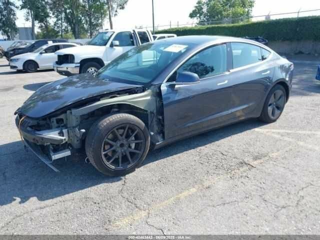 Сірий Тесла Модель 3, об'ємом двигуна 0 л та пробігом 77 тис. км за 5600 $, фото 1 на Automoto.ua