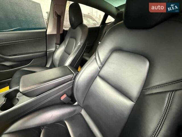 Серый Тесла Модель 3, объемом двигателя 0 л и пробегом 162 тыс. км за 13999 $, фото 60 на Automoto.ua