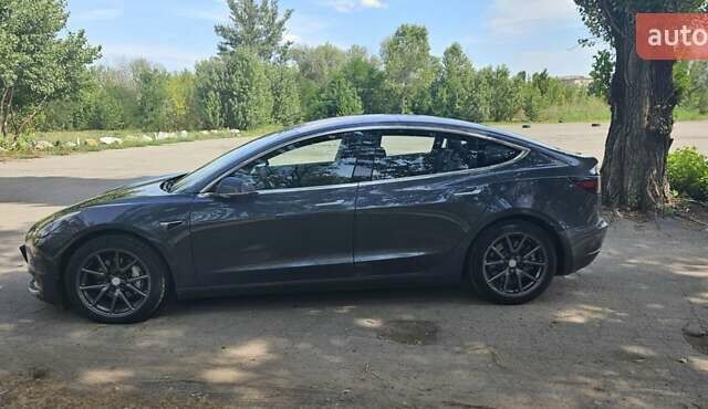 Сірий Тесла Модель 3, об'ємом двигуна 0 л та пробігом 81 тис. км за 19000 $, фото 1 на Automoto.ua
