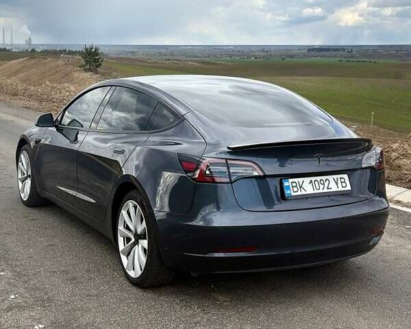 Сірий Тесла Модель 3, об'ємом двигуна 0 л та пробігом 151 тис. км за 15000 $, фото 3 на Automoto.ua