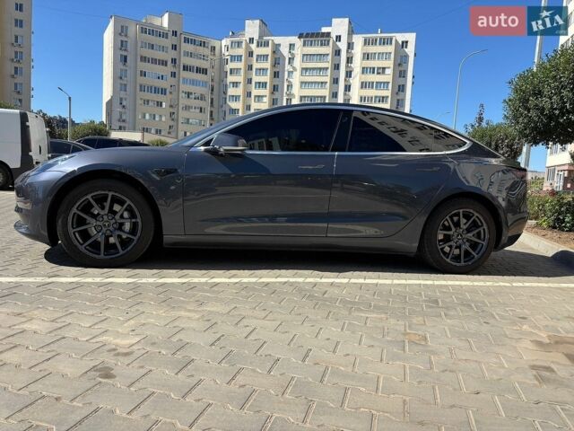 Сірий Тесла Модель 3, об'ємом двигуна 0 л та пробігом 157 тис. км за 15100 $, фото 3 на Automoto.ua