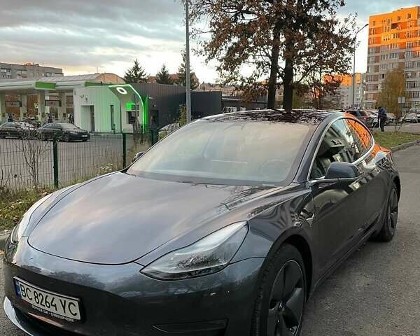 Тесла Модель 3 2018 у Львові на Automoto.ua Сірий Тесла Модель 3, об'ємом двигуна 0 л та пробігом 150 тис. км за 17500 $, фото 3 на Automoto.ua