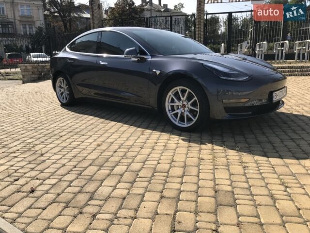 Серый Тесла Модель 3, объемом двигателя 0 л и пробегом 70 тыс. км за 20900 $, фото 21 на Automoto.ua