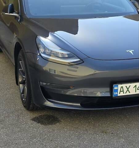 Сірий Тесла Модель 3, об'ємом двигуна 0 л та пробігом 84 тис. км за 17500 $, фото 1 на Automoto.ua