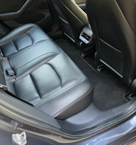 Сірий Тесла Модель 3, об'ємом двигуна 0 л та пробігом 84 тис. км за 17500 $, фото 37 на Automoto.ua