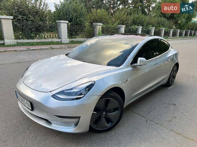 Серый Тесла Модель 3, объемом двигателя 0 л и пробегом 131 тыс. км за 16900 $, фото 39 на Automoto.ua