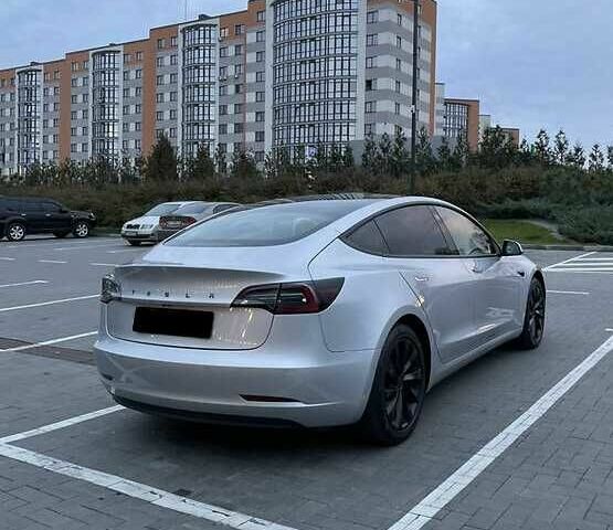 Серый Тесла Модель 3, объемом двигателя 0 л и пробегом 121 тыс. км за 11900 $, фото 9 на Automoto.ua