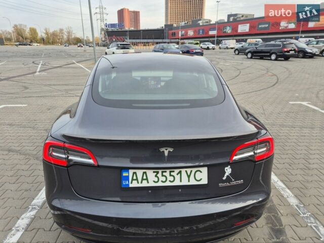 Сірий Тесла Модель 3, об'ємом двигуна 0 л та пробігом 104 тис. км за 17000 $, фото 4 на Automoto.ua