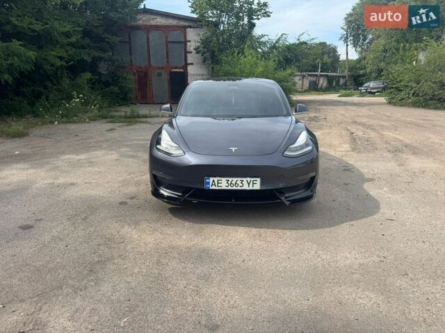Сірий Тесла Модель 3, об'ємом двигуна 0 л та пробігом 190 тис. км за 15500 $, фото 5 на Automoto.ua