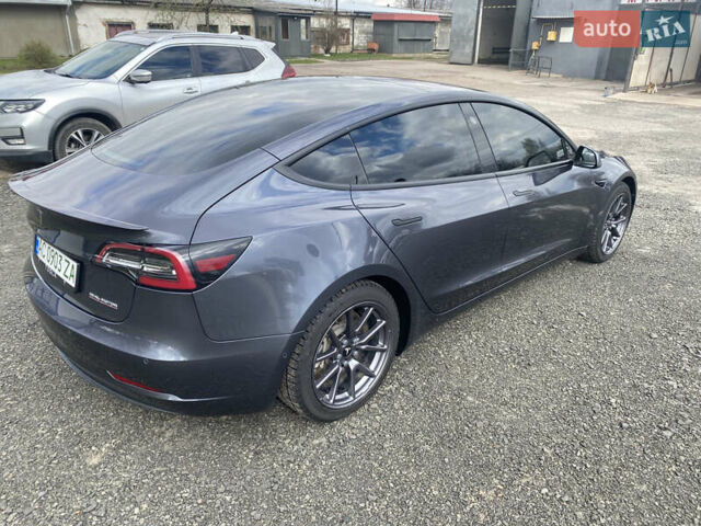 Серый Тесла Модель 3, объемом двигателя 0 л и пробегом 120 тыс. км за 19500 $, фото 3 на Automoto.ua