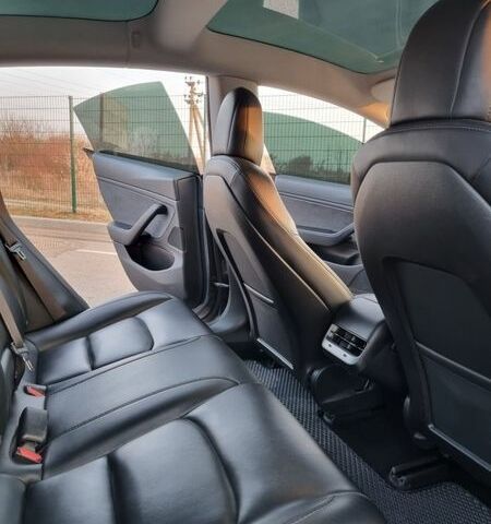 Серый Тесла Модель 3, объемом двигателя 0 л и пробегом 128 тыс. км за 16500 $, фото 37 на Automoto.ua