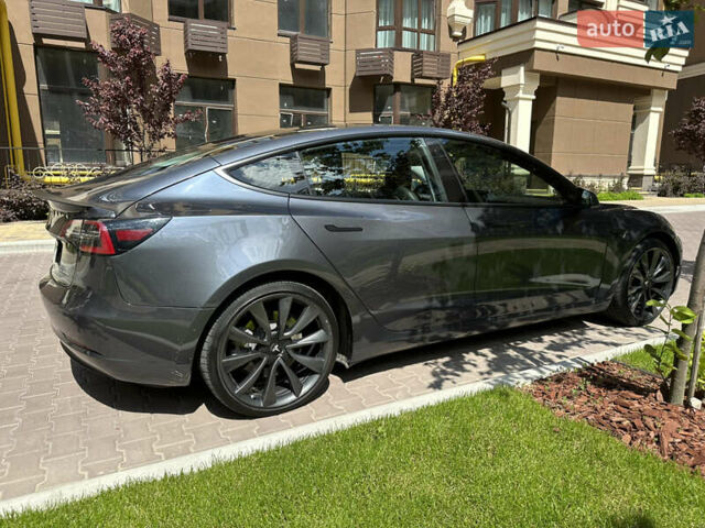 Серый Тесла Модель 3, объемом двигателя 0 л и пробегом 90 тыс. км за 17600 $, фото 22 на Automoto.ua